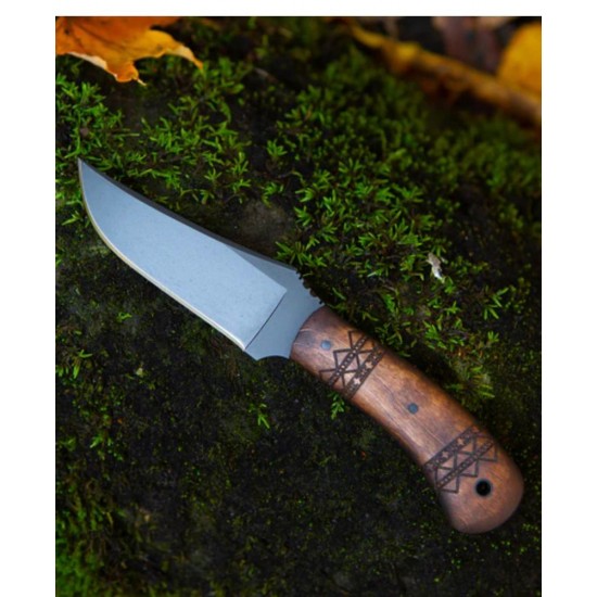 Custom Handmade beautiful 9.00  stainless steel hunting Skinner knife