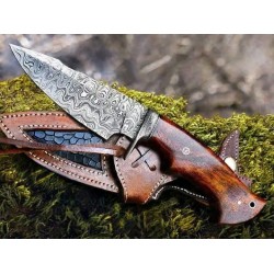 Custom Handmade beautiful 10.50  inches  damascus steel bob cat knife 