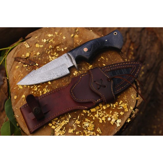 Damascus Bobcat Hunting Dagger with Colored Wood (Total length 10.3 inches) with Leather Cover